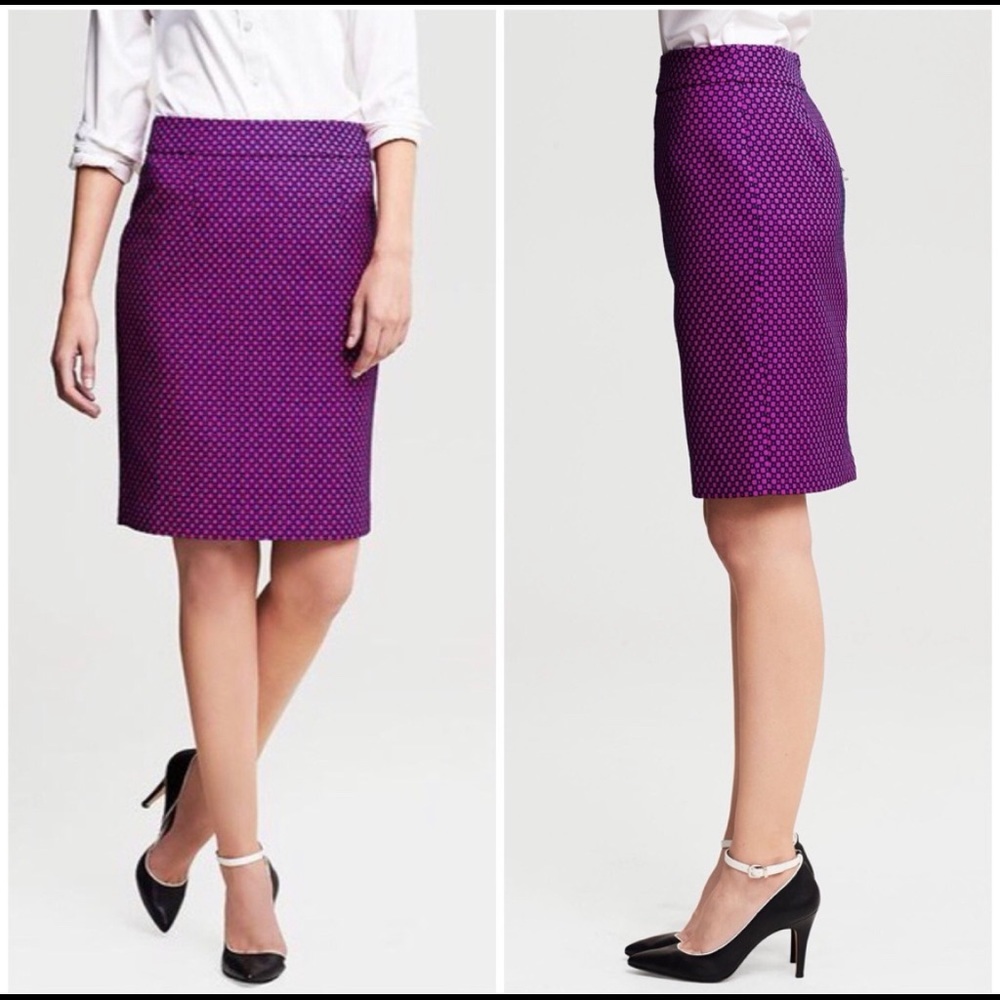 Banana Republic NWT print pencil skirt